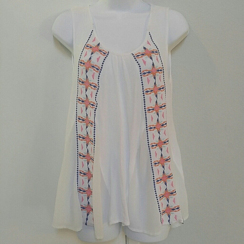 Boho embroidered white tank top. Size M